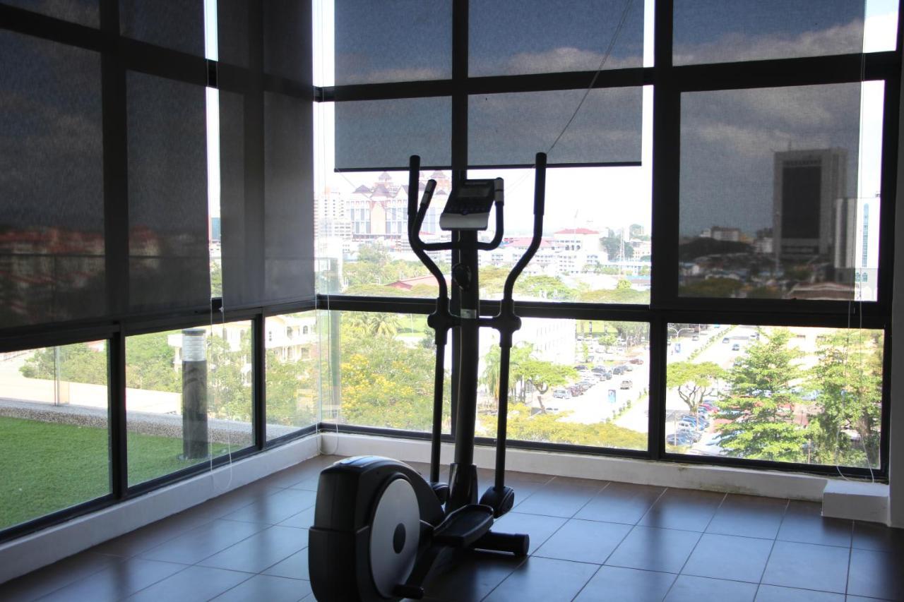 1000m² 3 slaapkamer, 2 privé badkamer Appartement in Batu Burok Kuala Terengganu Buitenkant foto