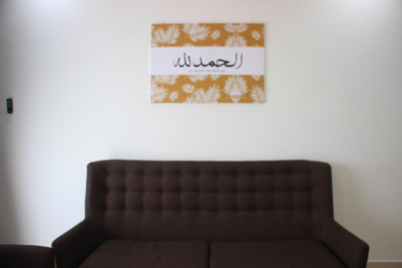 1000m² 3 slaapkamer, 2 privé badkamer Appartement in Batu Burok Kuala Terengganu Buitenkant foto